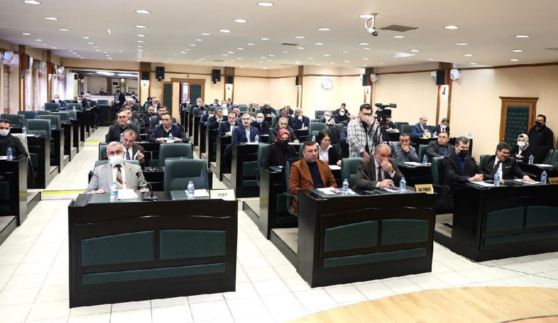 Yeşil alanları hedef alan AKP’li belediye bir parkı daha imara açtı - Resim : 1