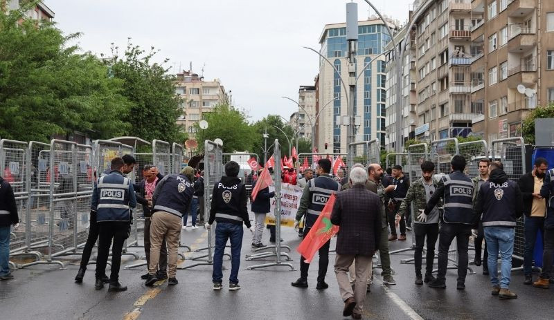 Emekçiler Diyarbakır’dan seslendi: Emek sömürüsünü, işsizliği, KHK’leri, kayyımları reddediyoruz - Resim : 1