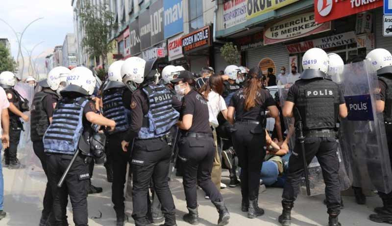 Konya’daki ırkçı katliam Türkiye'nin dört bir yanında protesto edildi - Resim : 3