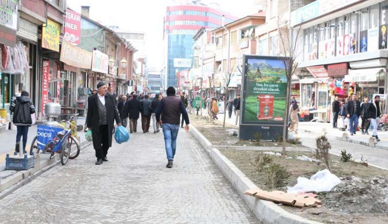 Krizin vurduğu esnaflar hükümete seslendi: Yakamızdan düşün artık - Resim : 1