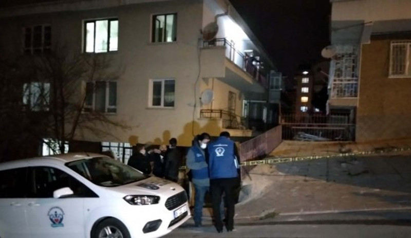 Ankara'da doğalgaz ihbarı yapılan apartmanda patlama: Yaralılar var - Resim : 1