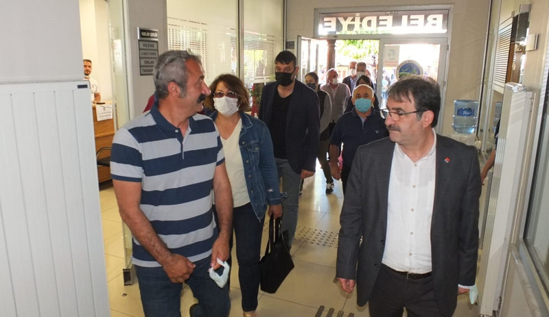 Maçoğlu Rize Fındıklı’da: Bunlar Karadeniz’e güzellik olarak bakmaz, ne elde edeceklerine bakar - Resim : 2