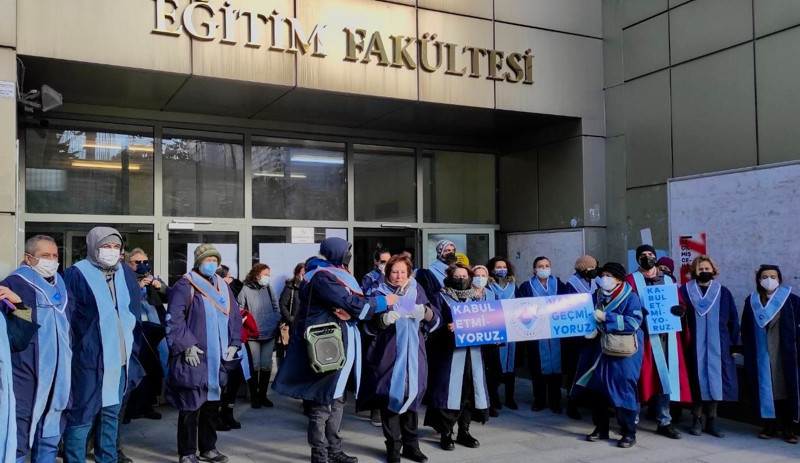 Boğaziçi'nde atanmış rektörün seçilmiş dekanları görevden almasına tepki: Kabul etmiyoruz - Resim : 1