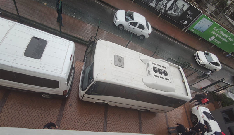 İşten atılan gazeteciler açıklama yapmak istedi: Cumhuriyet Gazetesi polis çağırdı - Resim : 1