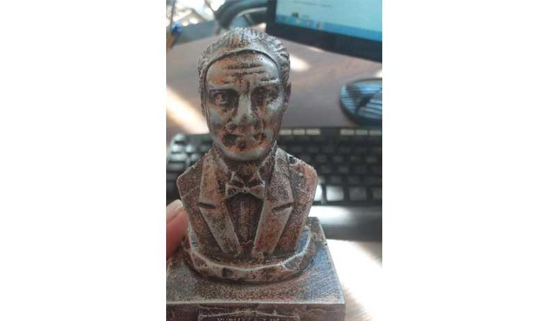 AKP ile CHP arasında Atatürk heykeli polemiği - Resim : 1