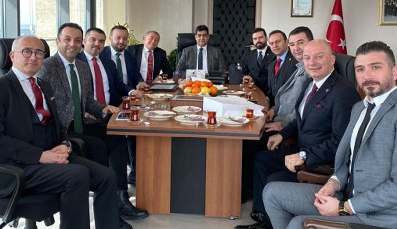 Mahkeme Başkanı Esat Toklu iş insanlarından ‘üstün hizmet’ belgesi almış - Resim : 1