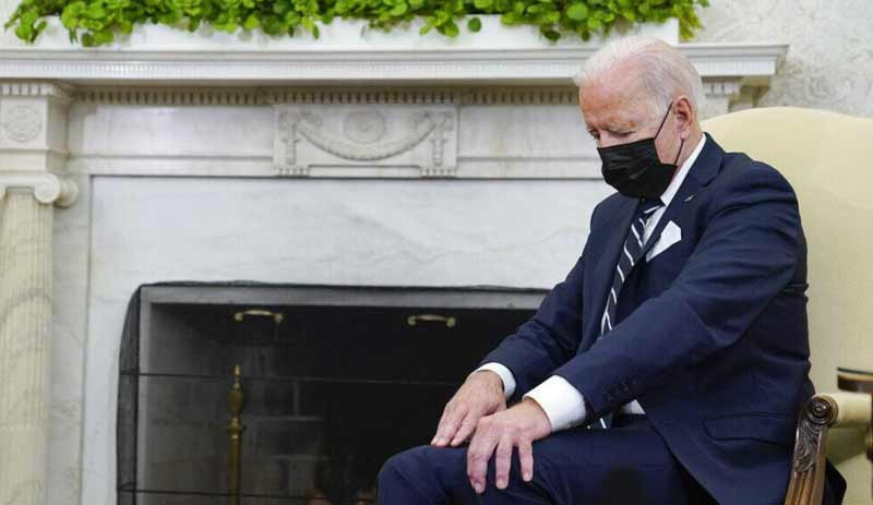 Joe Biden'ın toplantıda uyuyakaldığı gürüntüler dünya gündemine oturdu - Resim : 1