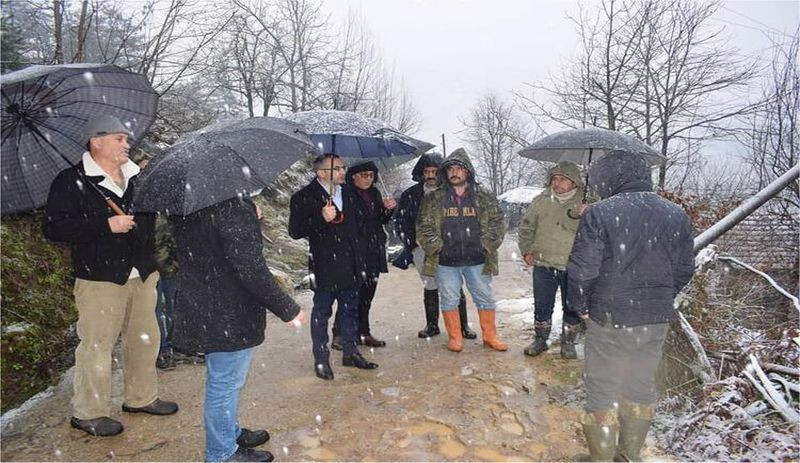 Bartın'da heyelan: Dere taştı, yol ve iskele su altında kaldı, evlere enerji verilemiyor - Resim : 2