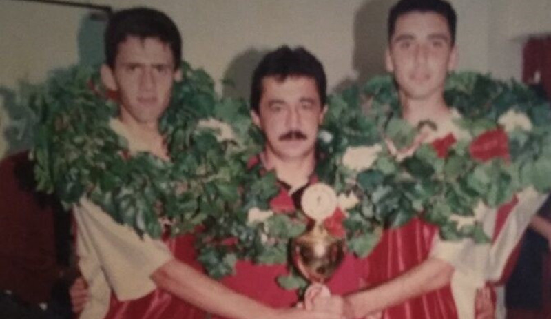 Antalyaspor'un eski oyuncularından Yenigün hayatını kaybetti - Resim : 1