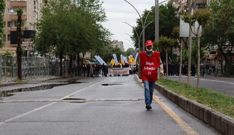 Emekçiler Diyarbakır’dan seslendi: Emek sömürüsünü, işsizliği, KHK’leri, kayyımları reddediyoruz - Resim : 3
