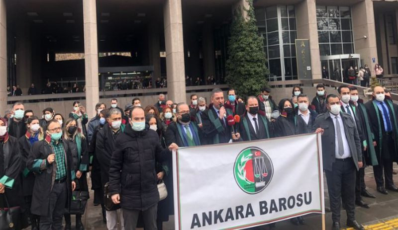 Avukatlardan saldırılara karşı boykot kararı: Duruşmalara girmeyecekler - Resim : 2
