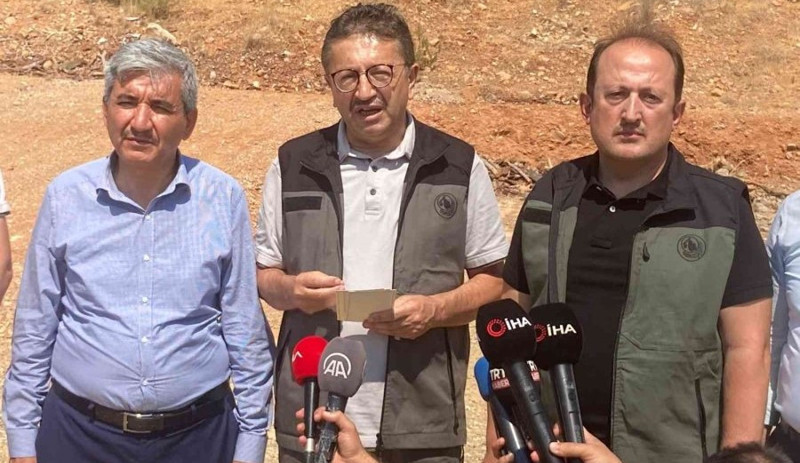 Mersin'deki orman yangını kontrol altına alındı: 1'i ağır 25 yaralı - Resim : 1