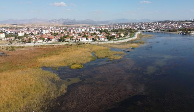 Türkiye'nin en büyük tatlı su gölünde tehlikeli kuraklık: 'Bitti, koruyamadık' - Resim : 3