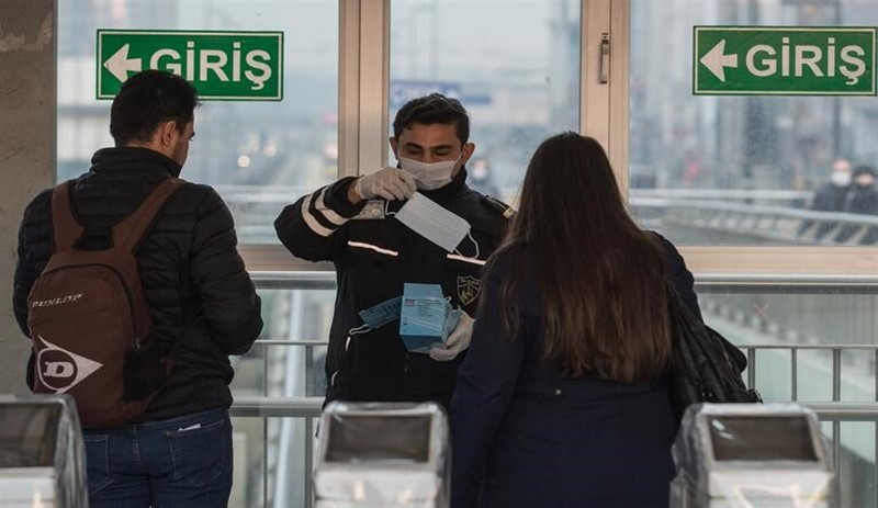 Yoğun Bakım Uzmanı Bilim Kurulu Üyesi: Sokağa hiç çıkılmamasını tavsiye ediyoruz - Resim : 1