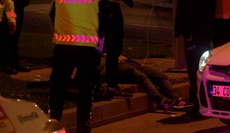 İstanbul'da silahlı saldırı: 2 ağır yaralı - Resim : 1