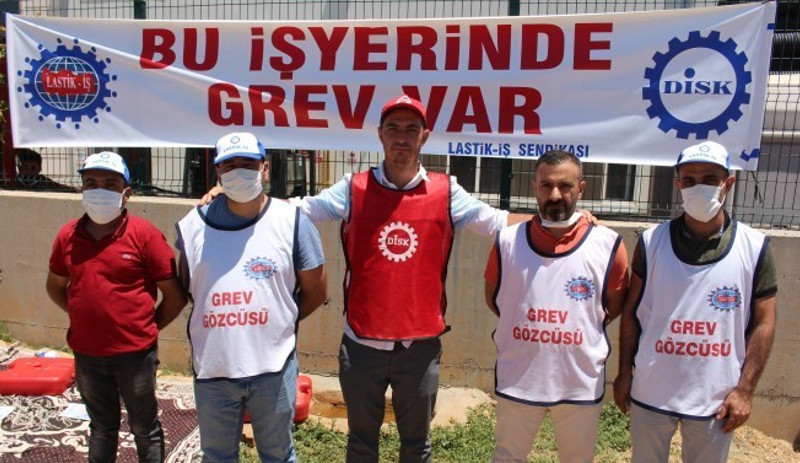 Yüzlerce işçi 'insanca yaşam' için grevde: Sadece kıt kanaat geçinmek için çalışmayı reddediyoruz! - Resim : 1