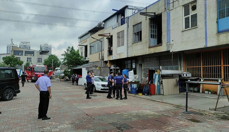 İstanbul'da sanayi sitesinde patlama: 2 yaralı - Resim : 1