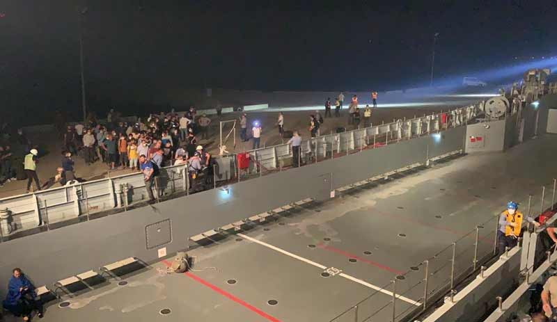 Korkulan oldu: Milas'ta alevler termik santrale sıçradı; tahliye anlarında kaos yaşanıyor - Resim : 1