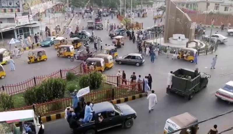 Afganistan Cumhurbaşkanı Gani ülkeyi terketti - Resim : 1