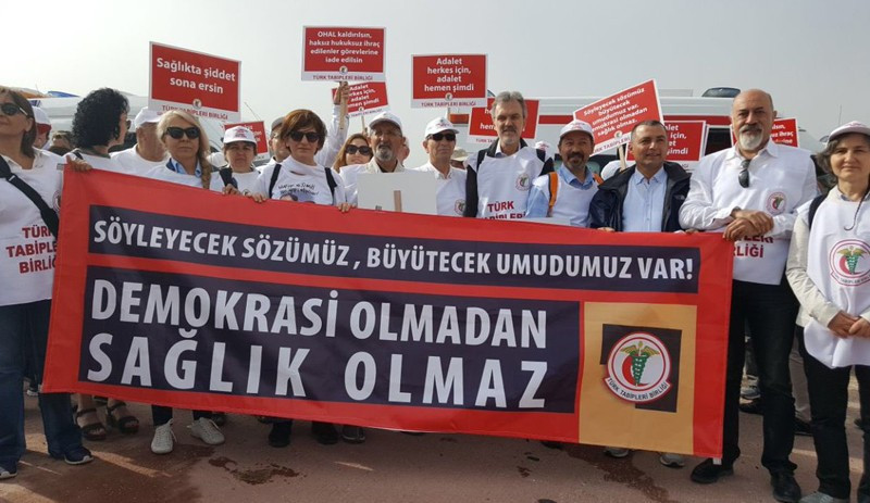 Hekimler 'Adalet Yürüyüşü'nde - Resim : 1