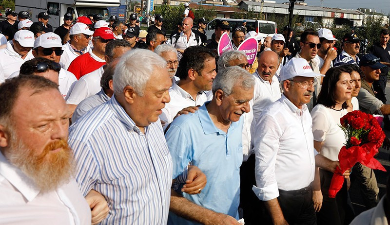 HDP ile CHP'nin buluşması uzun yürüyüşü kısa sürdü - Resim : 2