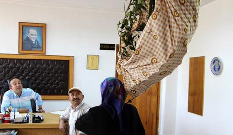 'Hele bir bostanıma gelsinler üstlerine kaynar su dökerim' - Resim : 2