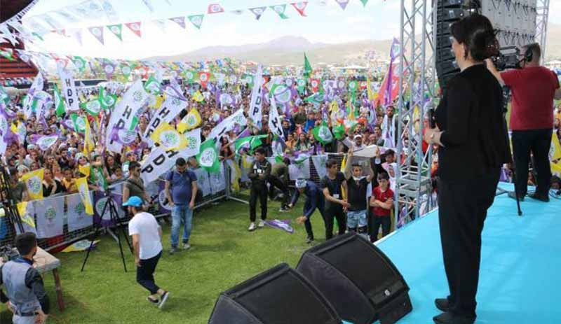 'Bizi inkar edenlere cevabımızı iki gün sonra vereceğiz' - Resim : 1