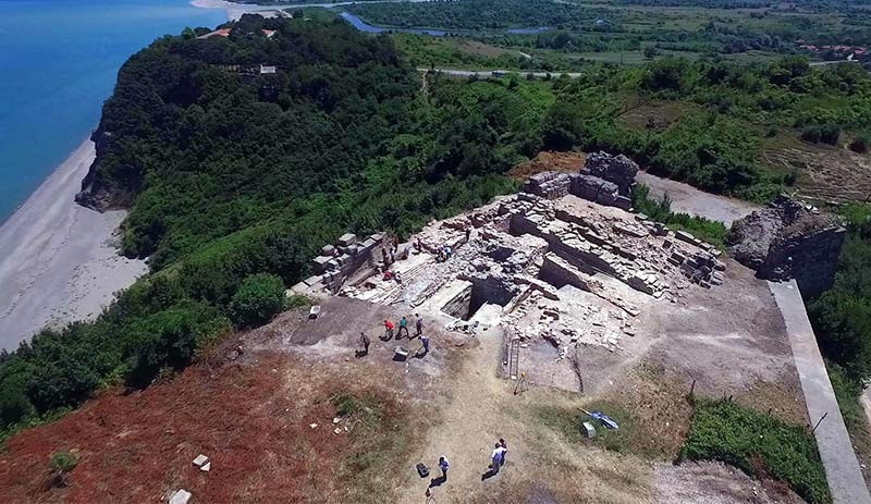 Teion antik kenti 12 yıl sonra havadan görüntülendi - Resim : 2