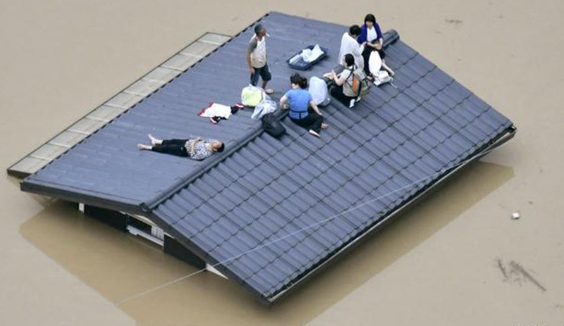 Japonya'yı sel vurdu: 81 ölü, 80 kayıp - Resim : 1