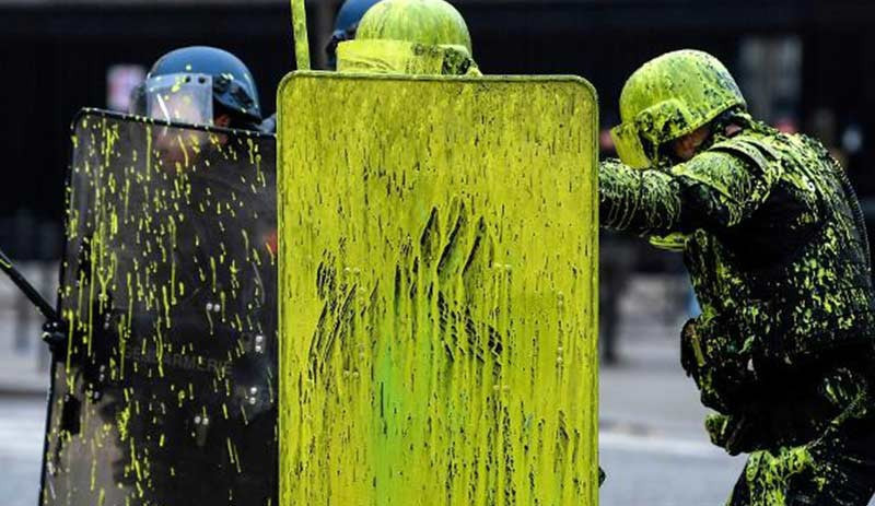 'Sarı Yelekliler' yeniden sokakta: 107 gözaltı - Resim : 2