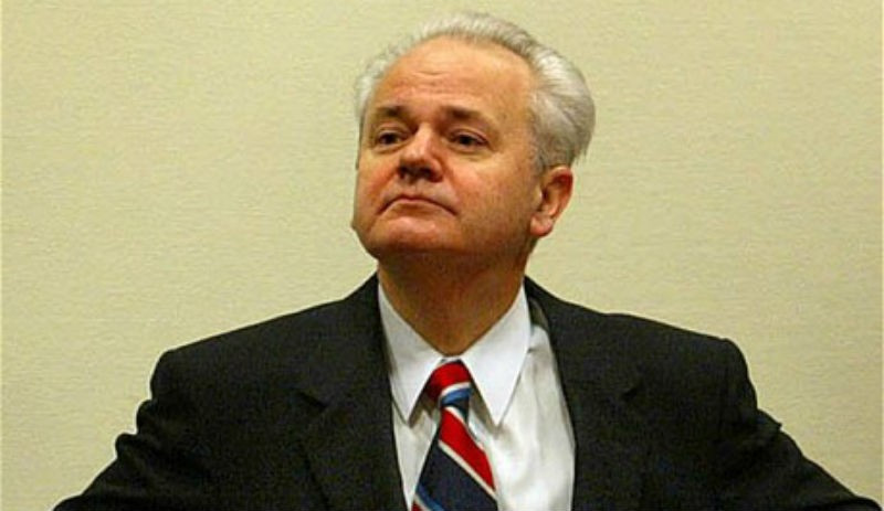 Milosevic'in avukatı öldürüldü - Resim : 1