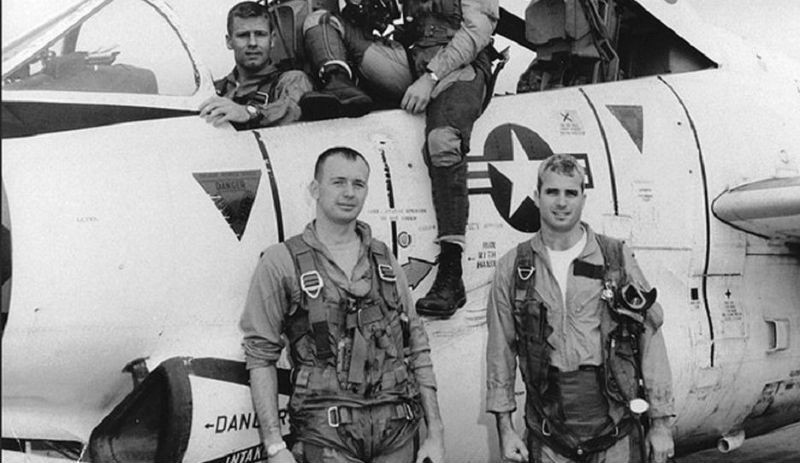 Vietnam'dan başkanlık yarışına: John McCain kimdir? - Resim : 1