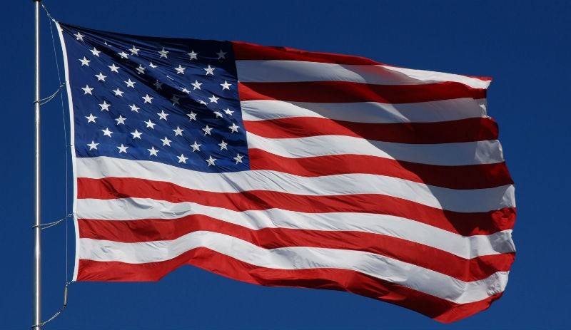 Trump Amerikan bayrağını yanlış boyadı - Resim : 2