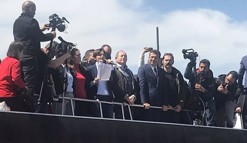 Kılıçdaroğlu'na saldırı protesto edildi - Resim : 1