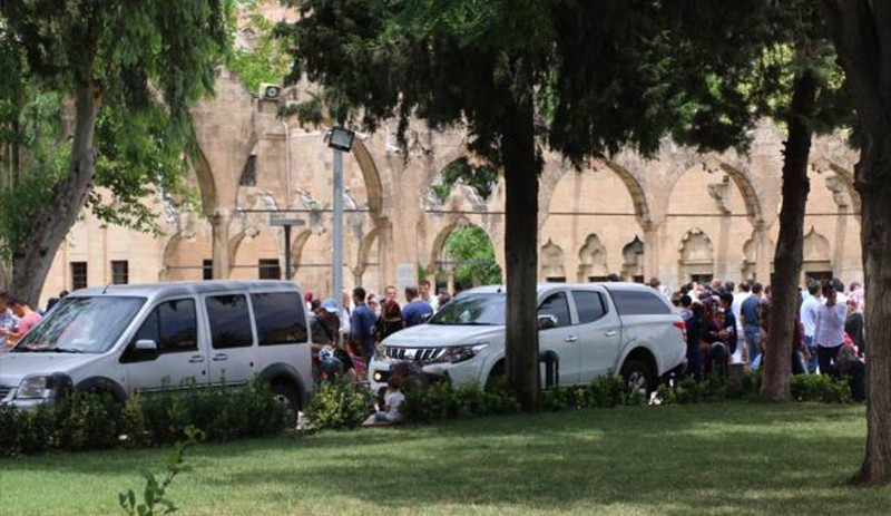 Diyarbakır'da 'Kürdistan' diyen Yıldırım, bugün Urfa'da: Benim de köklerim buralı - Resim : 1