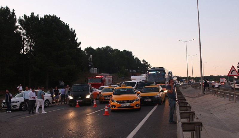 Yine hafriyat kamyonu kazası: 2 yaralı - Resim : 4