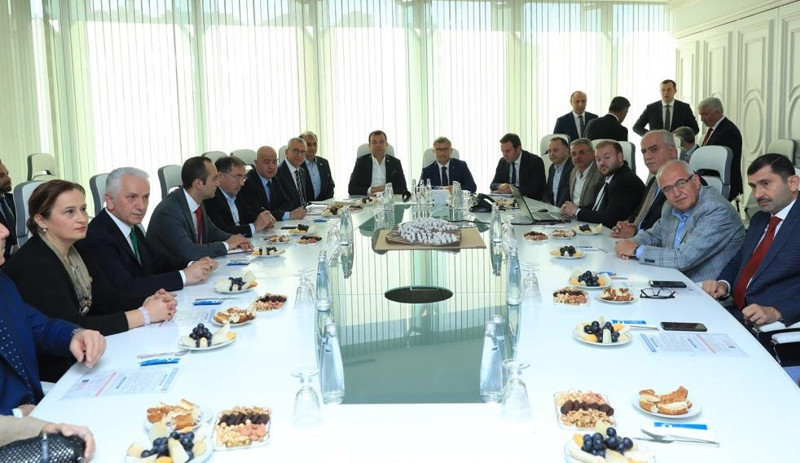 İmamoğlu AKP'li belediyeyi ziyaret etti - Resim : 2