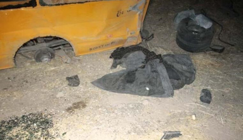 Göçmenleri taşıyan araç kaza yaptı: Ölü ve yaralılar var - Resim : 2