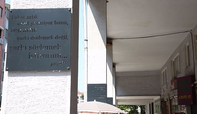 Nazım şiirleri Kadıköy duvarlarında - Resim: 4