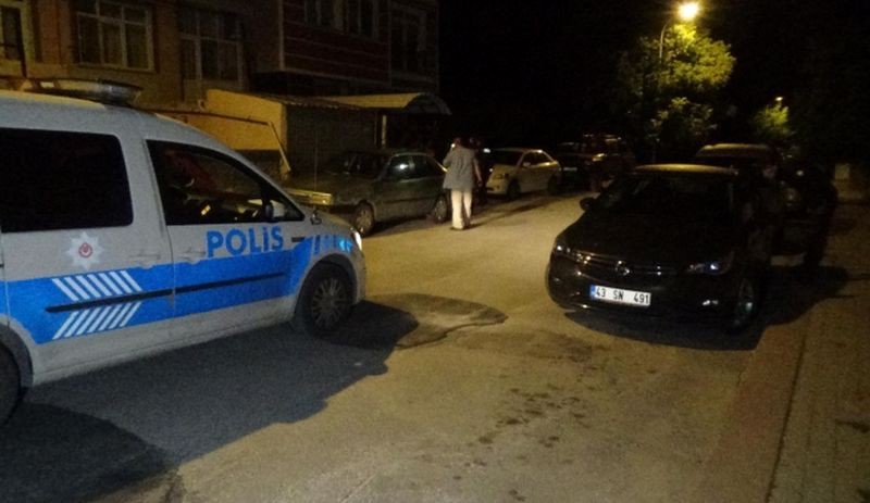8 yaşındaki Muhammed Arda evinin önünde oyun oynarken kayboldu - Resim : 1