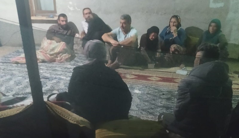 Elmalı’da mevsimlik işçilere ırkçı saldırı: Aile köyü terk etti - Resim : 2