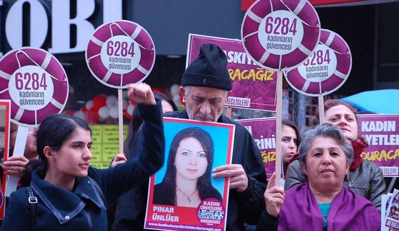 Kızı öldürülen baba, 8 yıldır tüm kadınlar için mücadele ediyor - Resim : 2