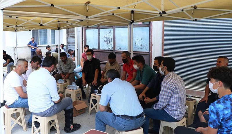 Sakarya'da ölen genç işçi, fiziksel rahatsızlığı olan kardeşlerinin tedavisi için çalışıyormuş - Resim : 1