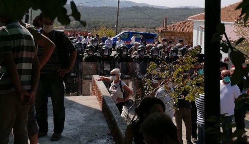 Halk bakır madeni için düzenlenen ÇED toplantısını yaptırmadı: Cengiz defol! - Resim : 3