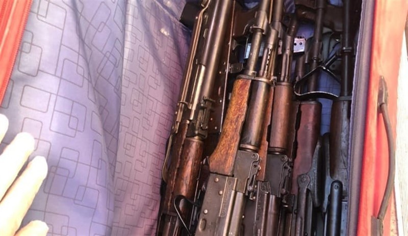 Suriye’de görevli iki uzman çavuş 'silah kaçakçılığından' gözaltına alındı - Resim : 1