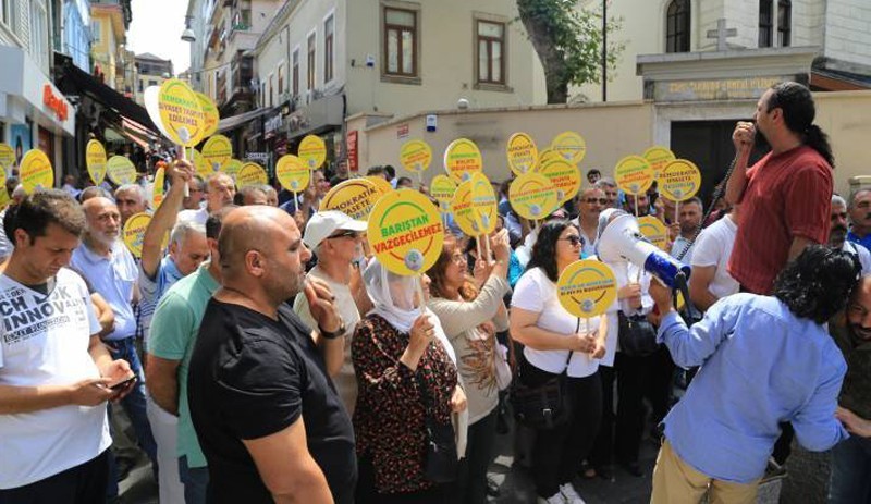 CHP heyeti 'Vicdan ve Adalet Nöbeti'nde - Resim : 4