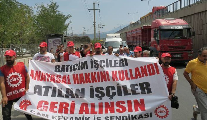 İşçiler direniş çadırı kurdu - Resim : 1