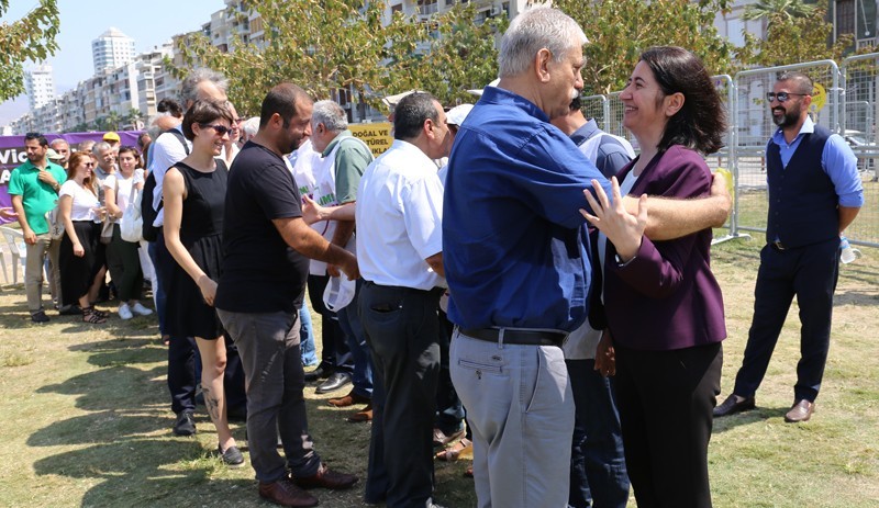 'Hiçbir şeye benzemez halkını satanların korkusu' - Resim : 2