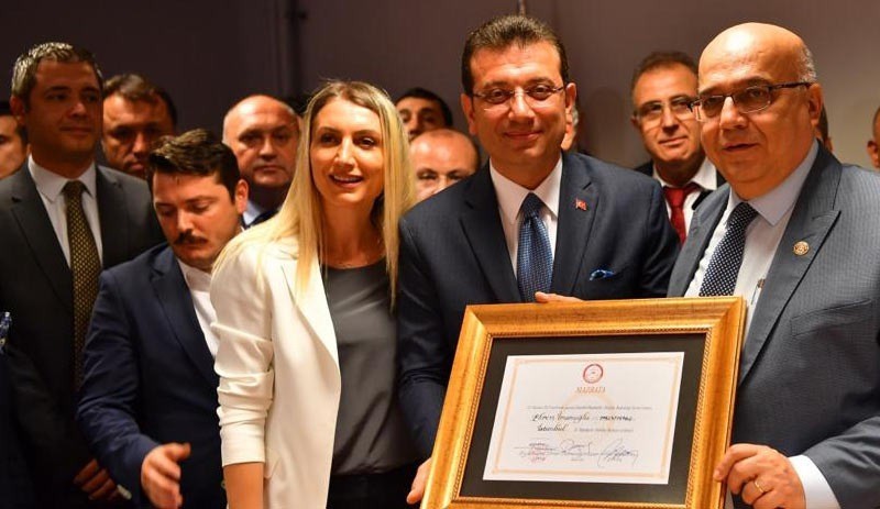 Ekrem İmamoğlu Saraçhane'de görevi devraldı - Resim : 1