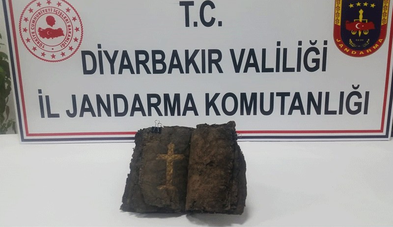 Diyarbakır’da 1200 yıllık İncil bulundu - Resim : 1